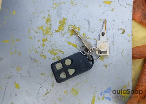 1994 Cadillac Deville Concours z USA, uszkodzony, nr VIN 1G6KF52YXRU210203